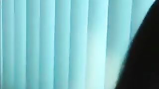 Anteprima Del Video: Giovane Prostituta Scopa In Albergo