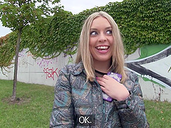 Blonde Girl Sapphire Gets Her Wet Cunt Fucked In The Stranger’s Car