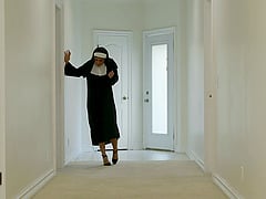 Gropu Sex With A Nun Fetish And Sluts Dana Vespoli & Julia Ann